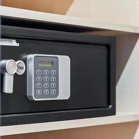 Vega לוהקוביק