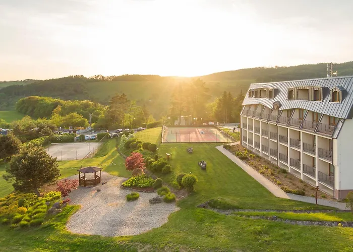 Hotel Vega 4*